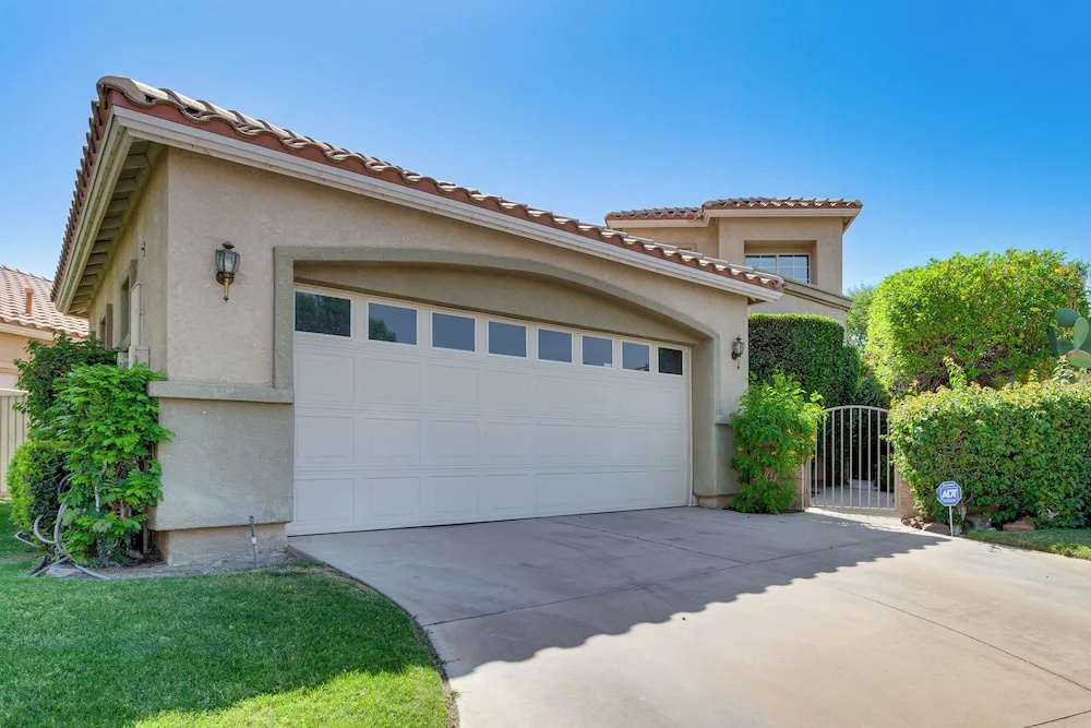 Country Club Perks! Indio Golf Haven on Fairway