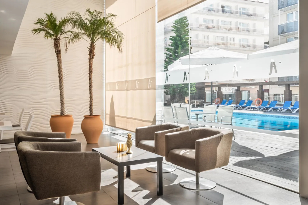 Hotel photo 32