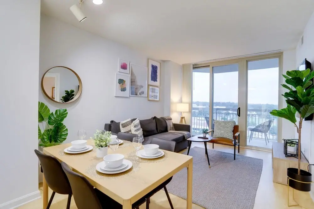 Spectacular 1 BR Condo at Ballston