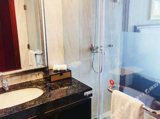 Enrichee Gloria Plaza Hotel - Chambres