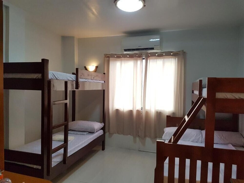 Lufian Dormitel Backpackers Inn