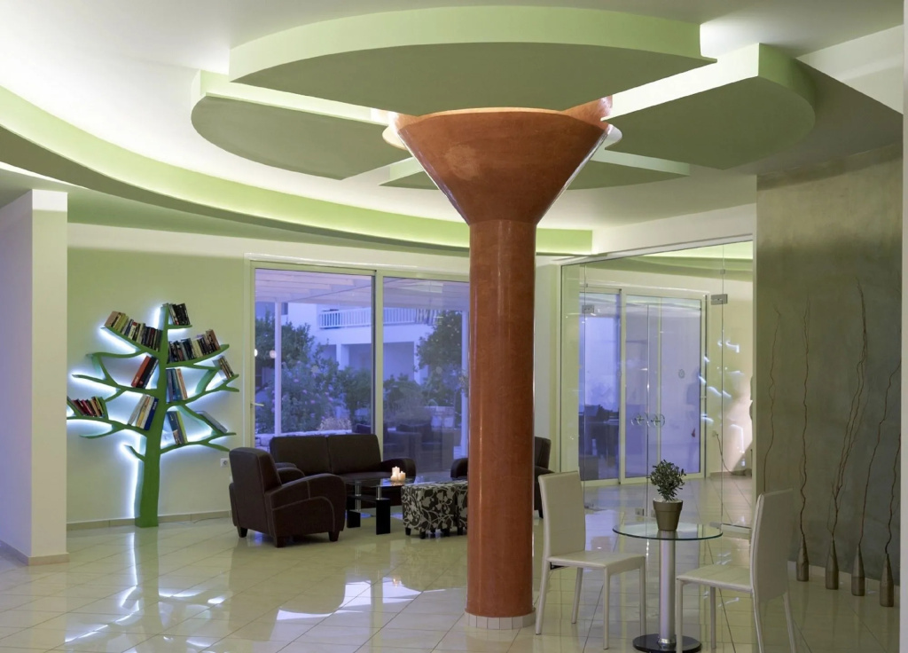 Hotel photo 12