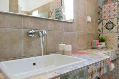 Morfeas Pension by null