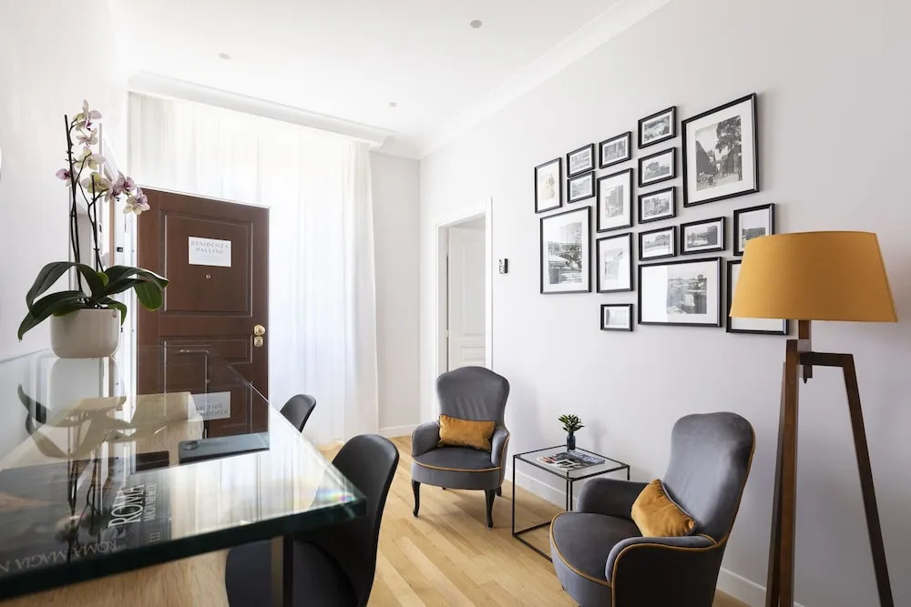 1 Bedroom Deluxe Double room with city view (full double bed)