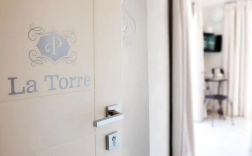 Standard Double room with balcony and with sea view (full double bed)