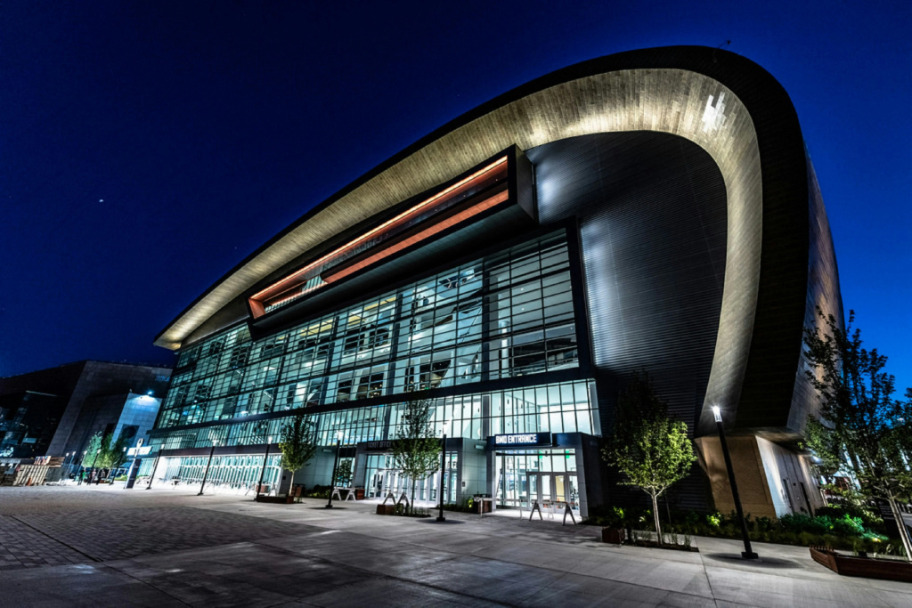 Holiday Inn Milwaukee Riverfront by IHG