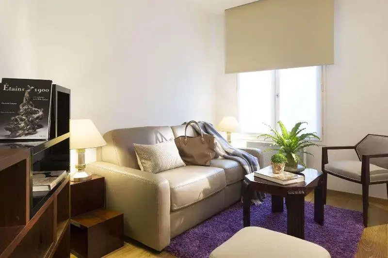 Montmartre Residence 56