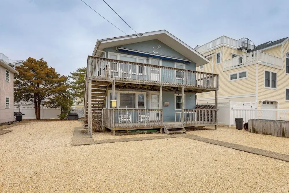 Pet-friendly Long Beach Island Home: Walk to Beach