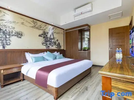 Executive Suite with river view