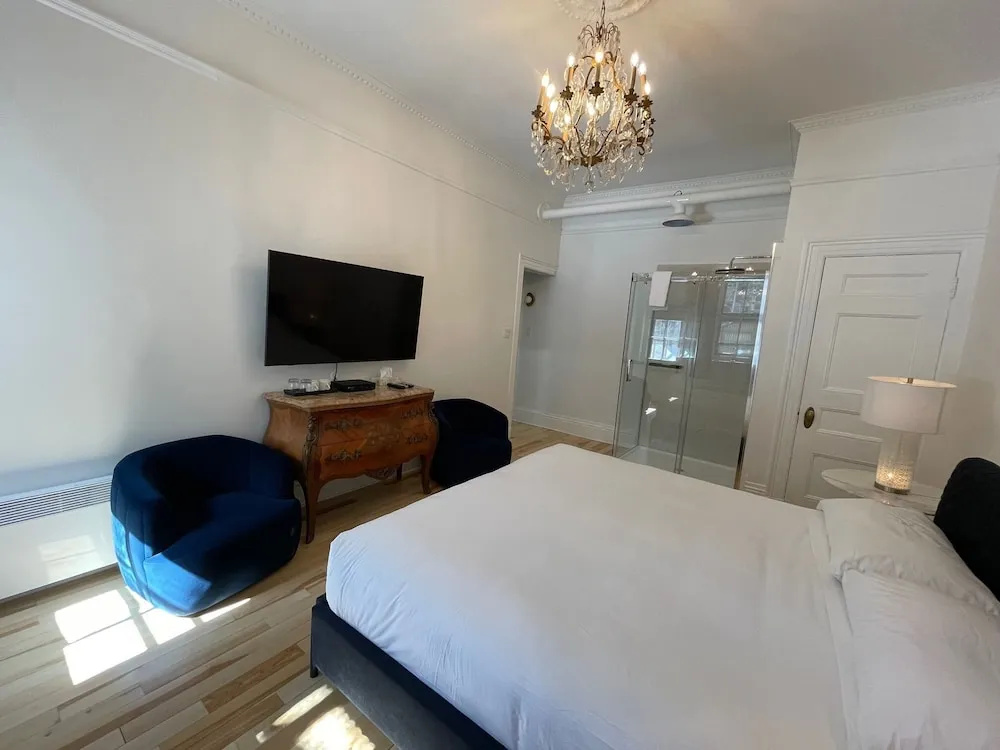 Standard Double room with garden view (full double bed)