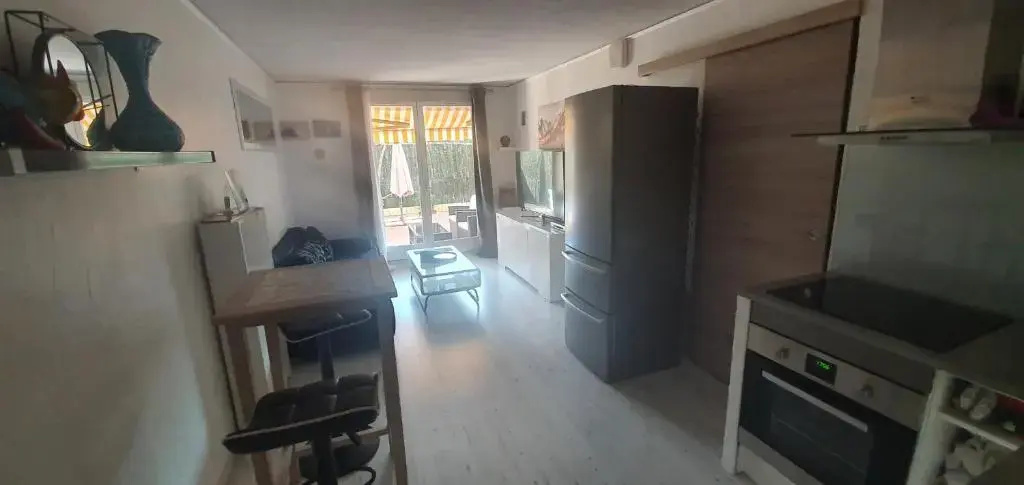 Flat With Swimming Pool 5min From The Beach