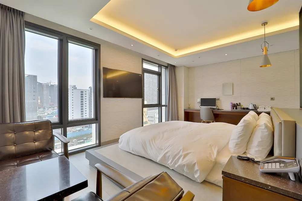Royal room