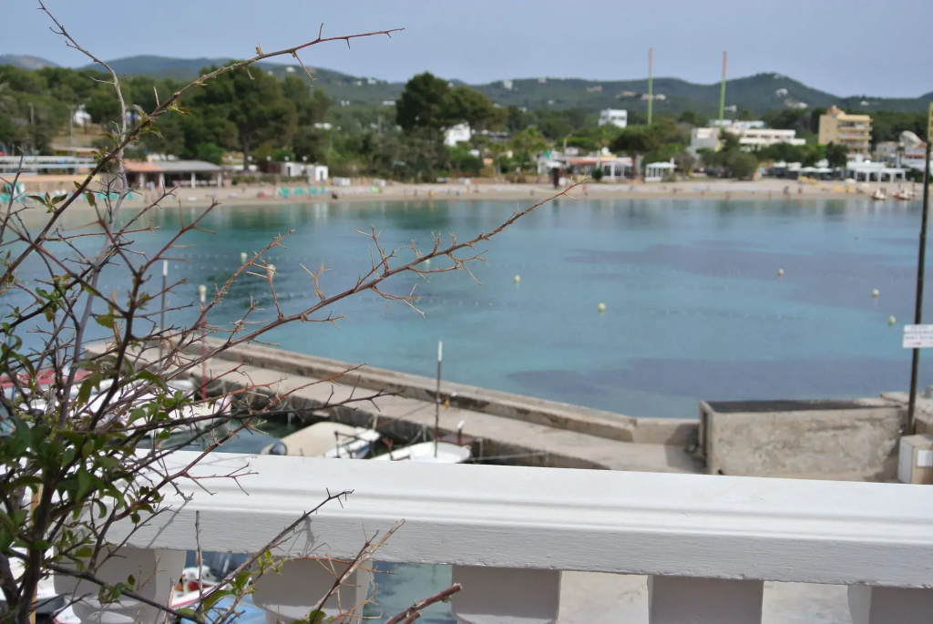 Beach & Waterfront