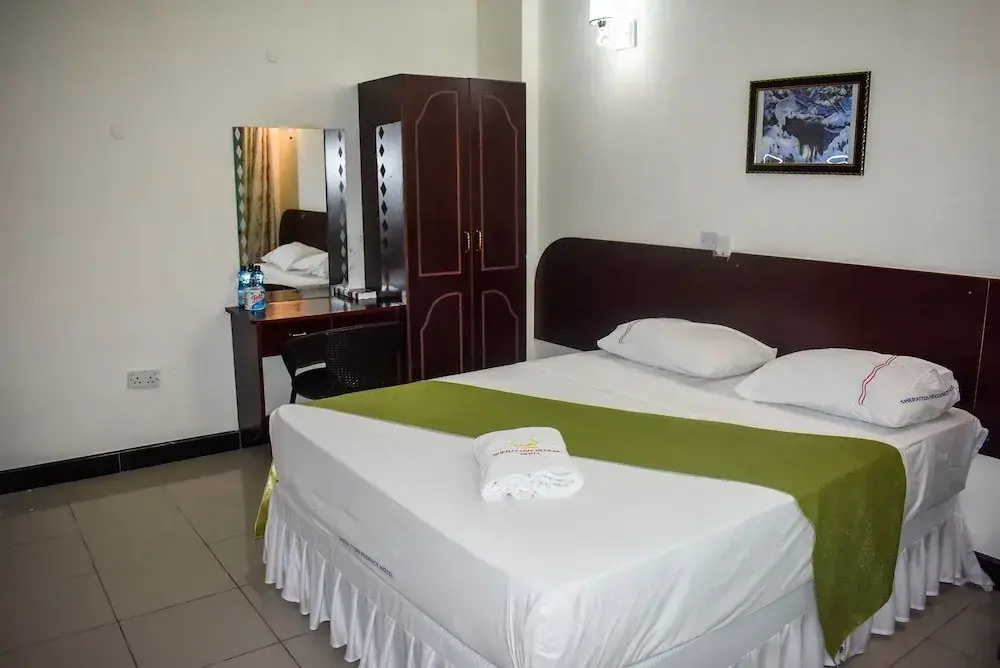 Standard Double room with balcony (full double bed)