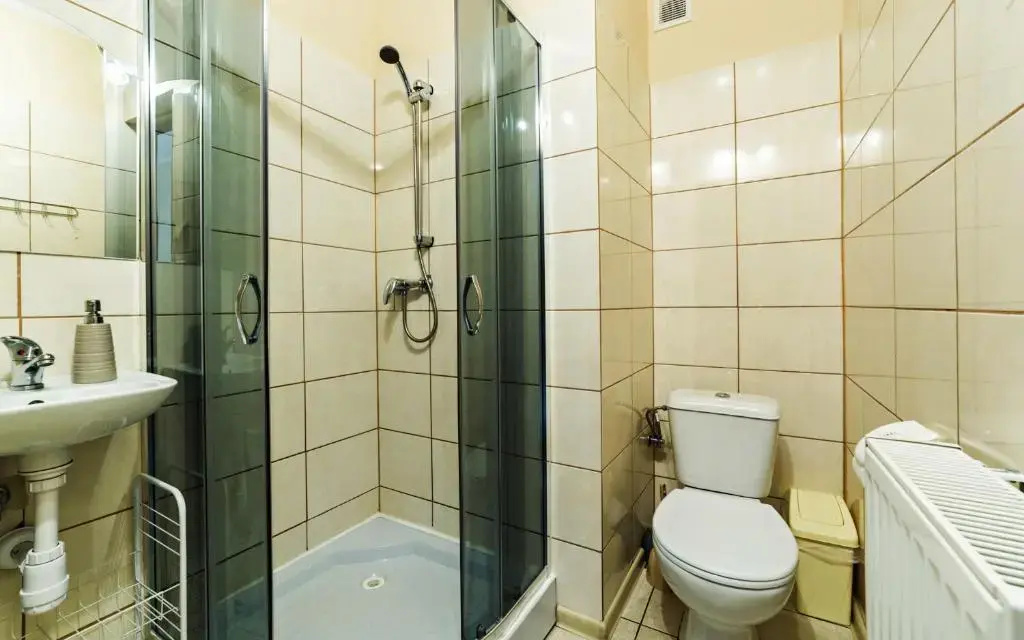 Standard Double room with balcony (full double bed)