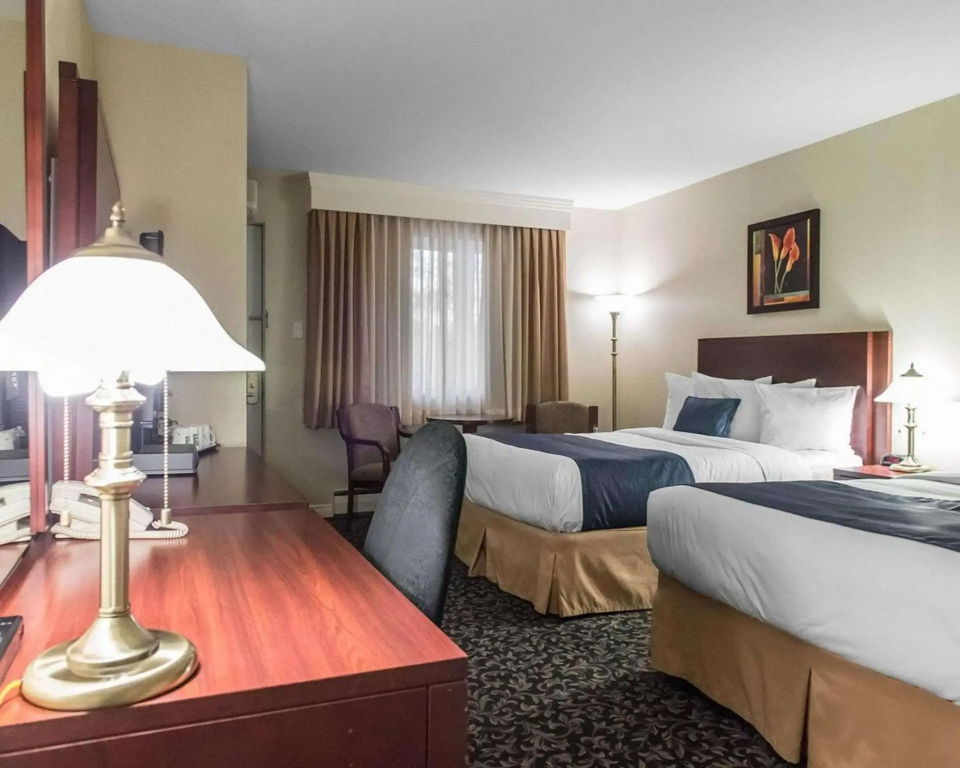 Quality Inn Mont-Laurier - фото 26