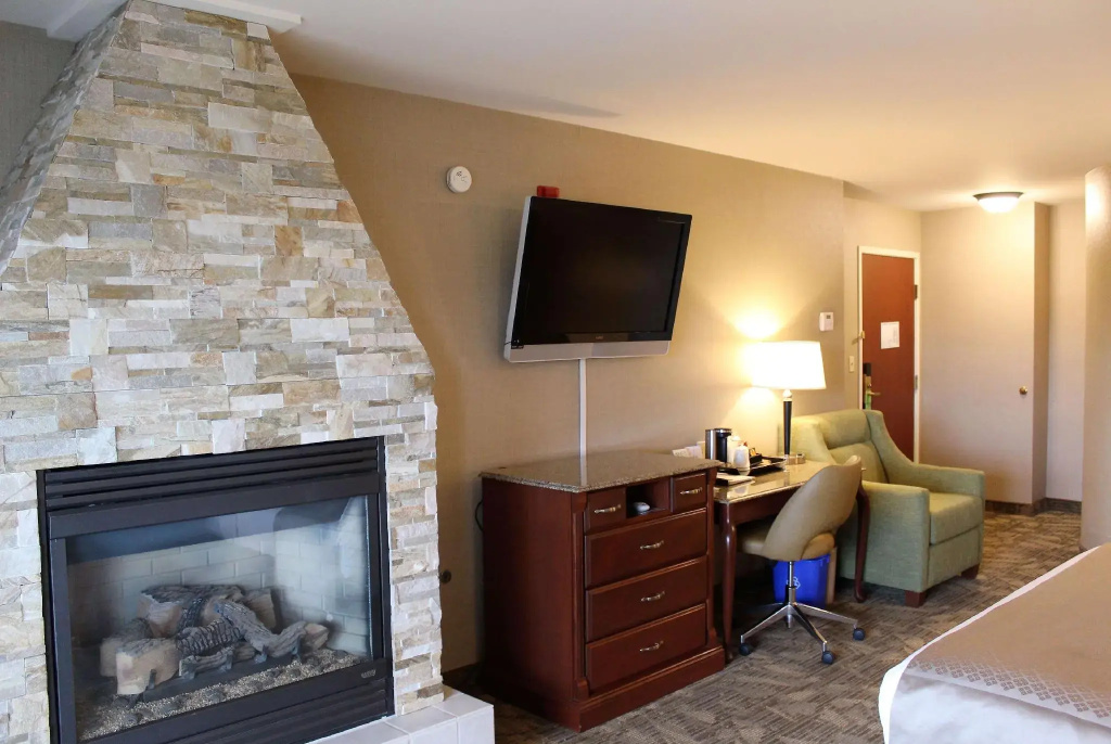 Premier Double Suite (full double bed)