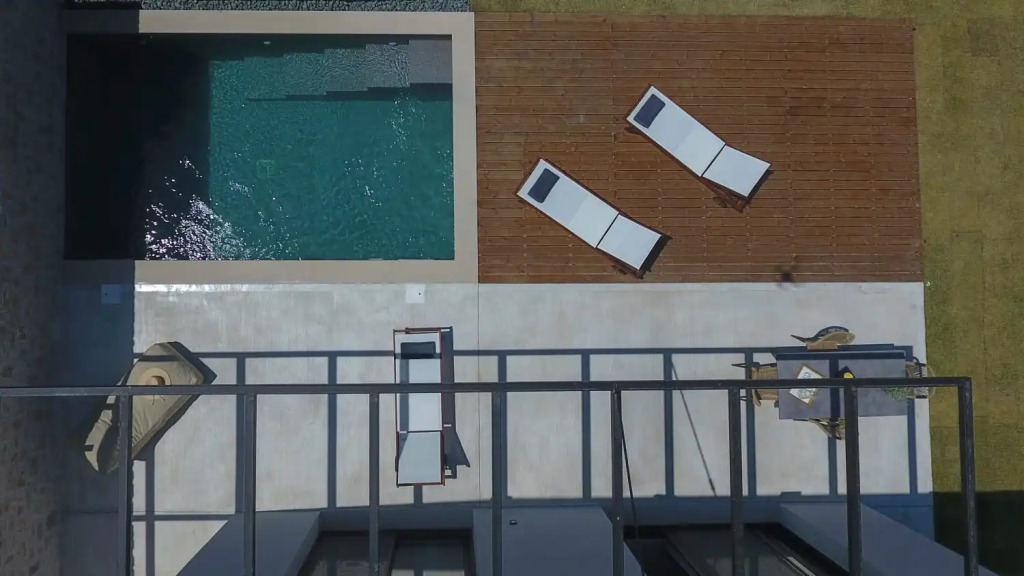 gallery_image_hidden_18