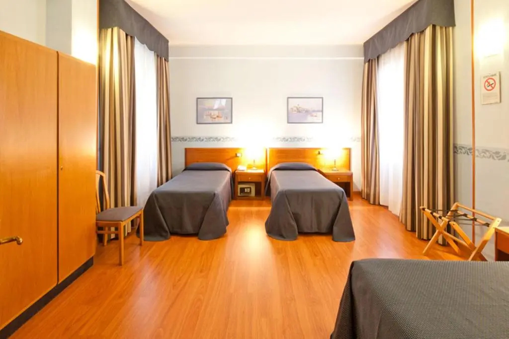 Hotel Terminus & Plaza - Chambres