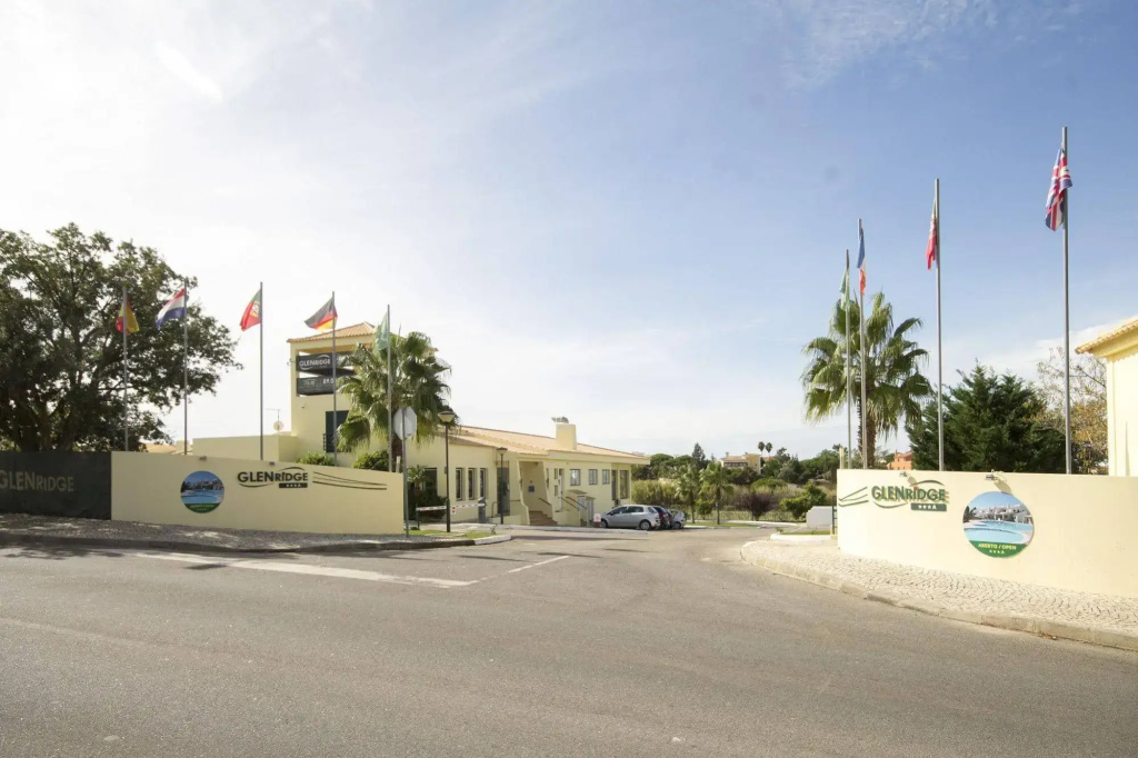Glenridge Albufeira Beach and Golf Resort