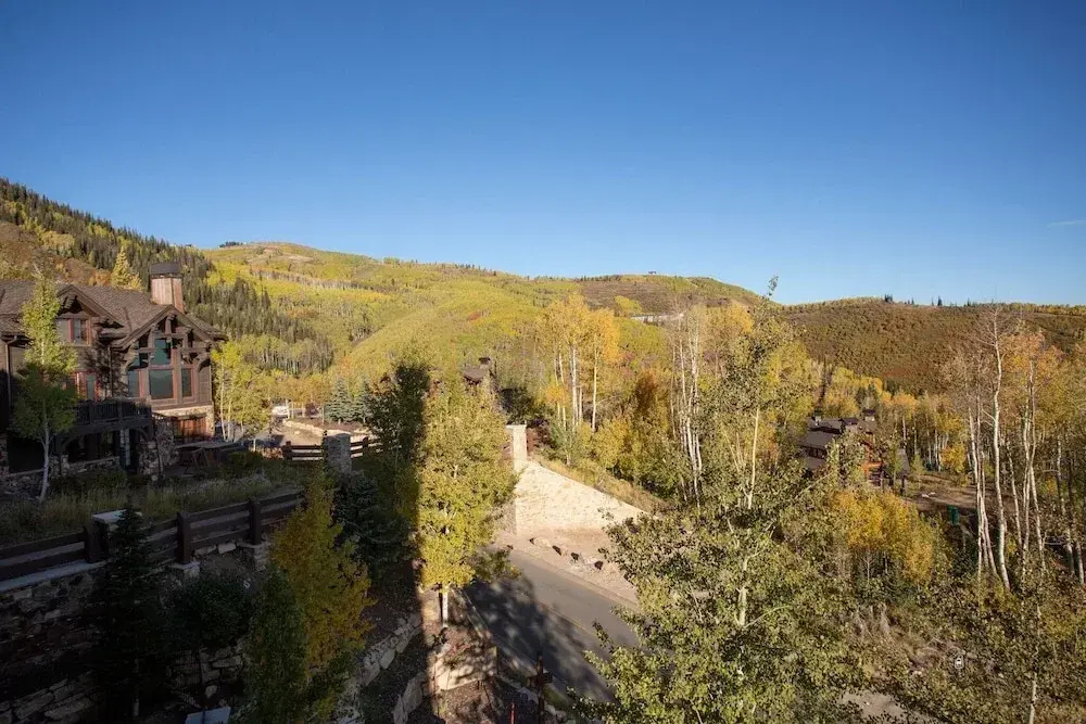 Grand Lodge - Three Bedroom Condo #301 - Ski-in/ski-out by Deer Valley Resort