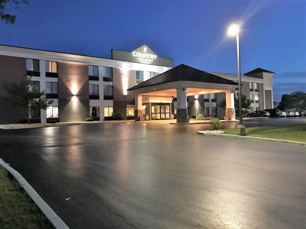 Holiday Inn Express Racine Area (I-94 At Exit 333)