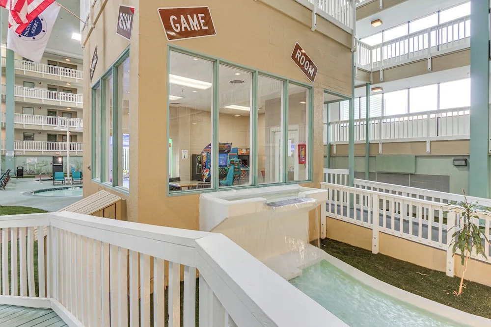 Resort Amenities & Beach Access: Hilton Head Condo
