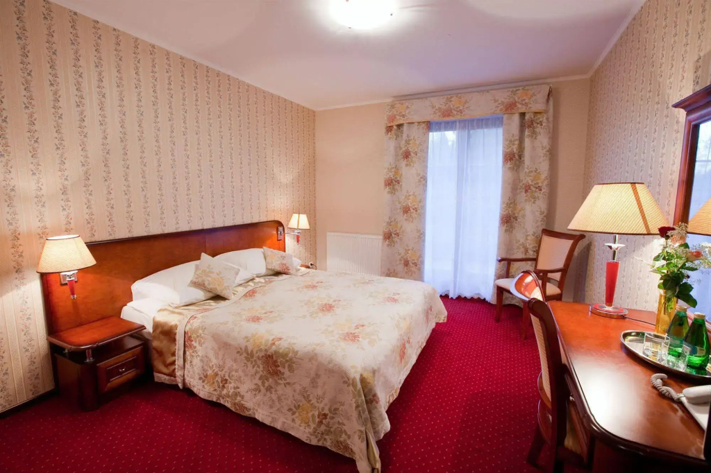Hotel Dworek Tryumf Dąbrowscy Spółka Jawna - фото 6