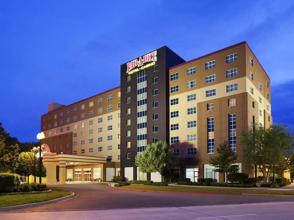 Par-A-Dice Hotel and Casino