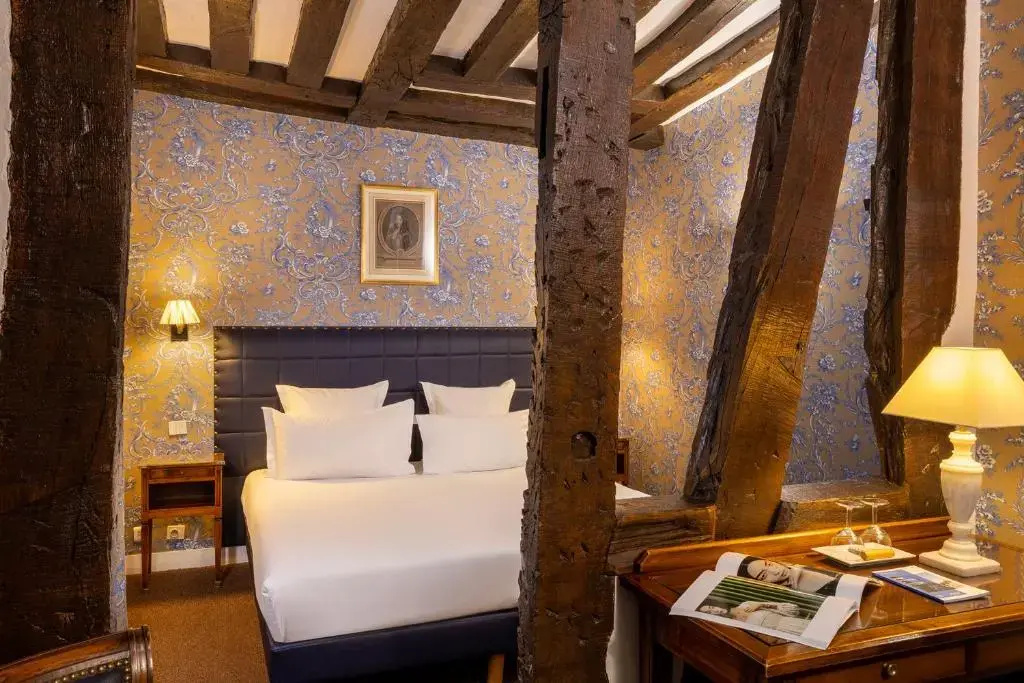 Relais Hotel Du Vieux Paris 51
