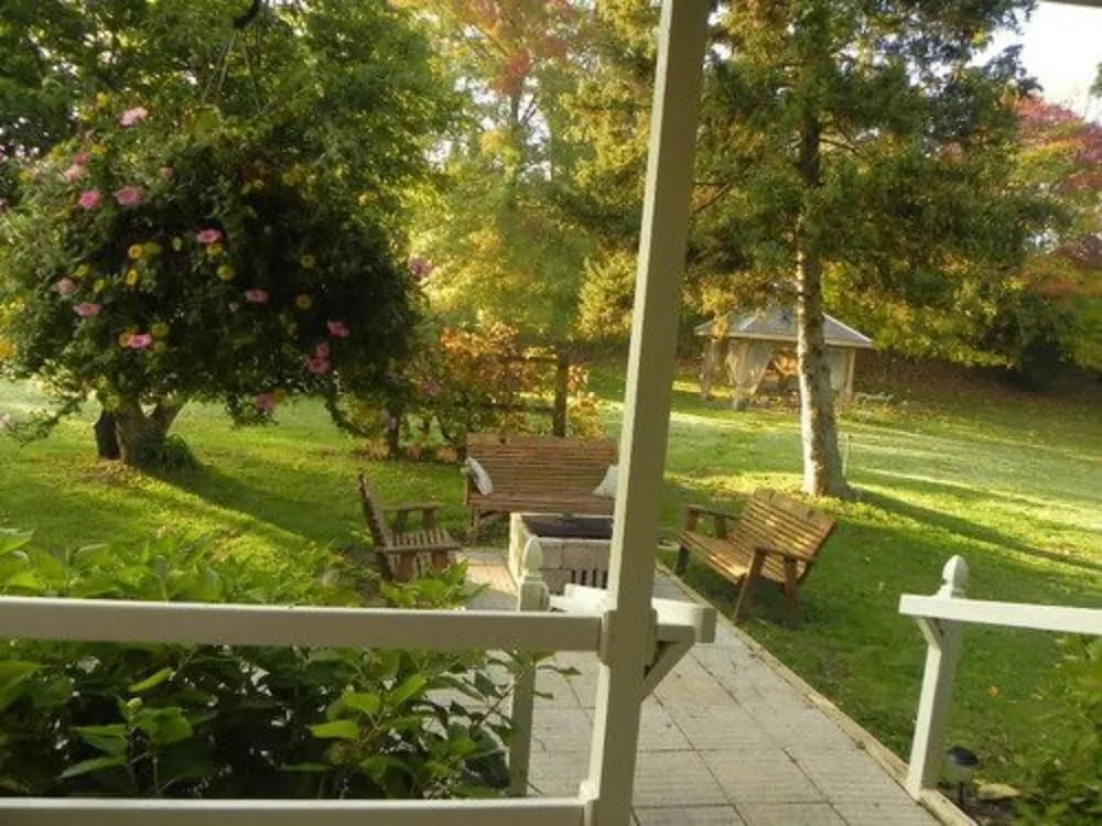 The Pines of Dresden B&B