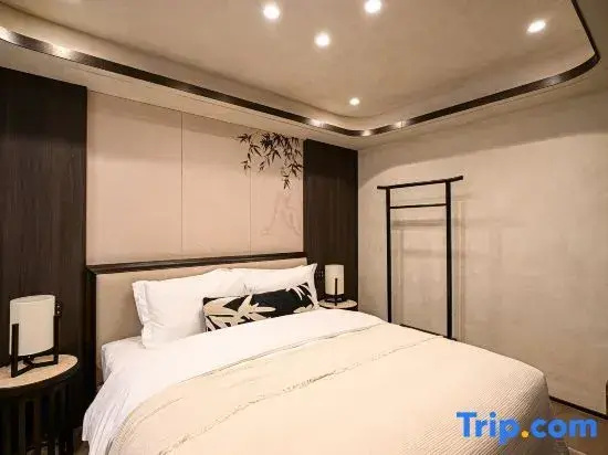 2 Bedrooms Duplex Villa