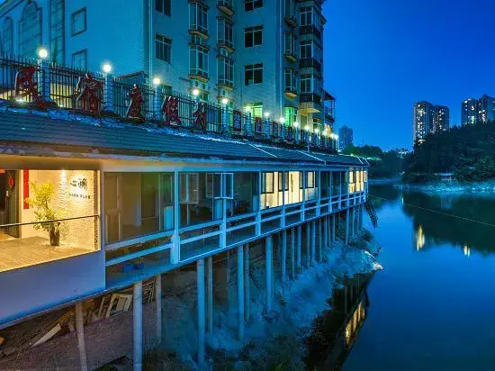 Xinhu B&B