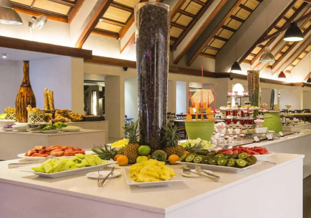 Crystals Beach Resort Belle Mare, a member of Radisson Individuals - Général