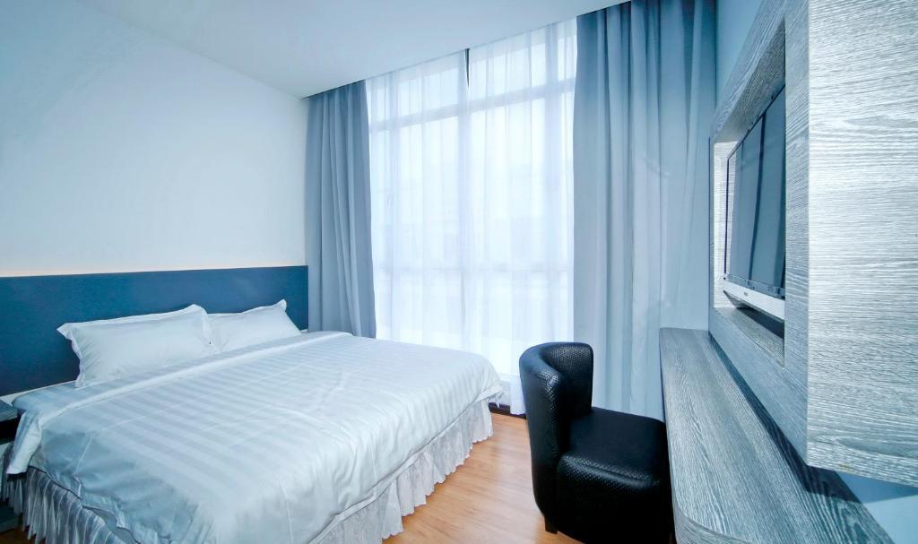 My Dream Hotel