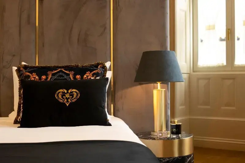 Standard Junior Suite
