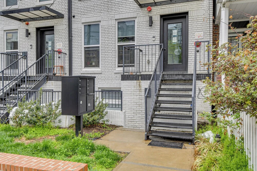 Walkable Washington Apt in Charming Petworth