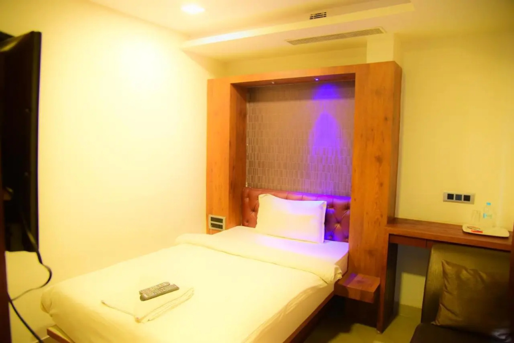 Hotel photo 30