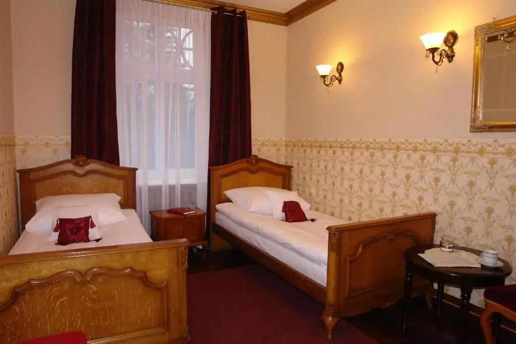 Standard Double room (twin beds)