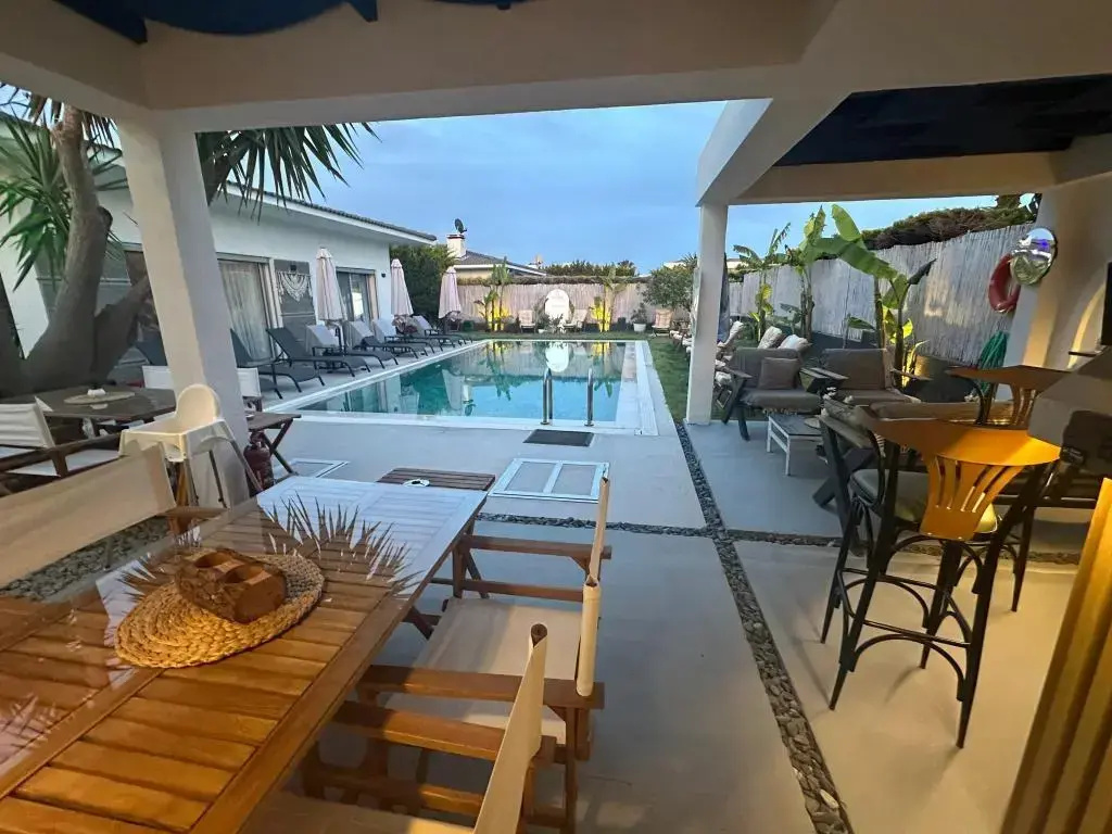 Mavi Yengec Cesme