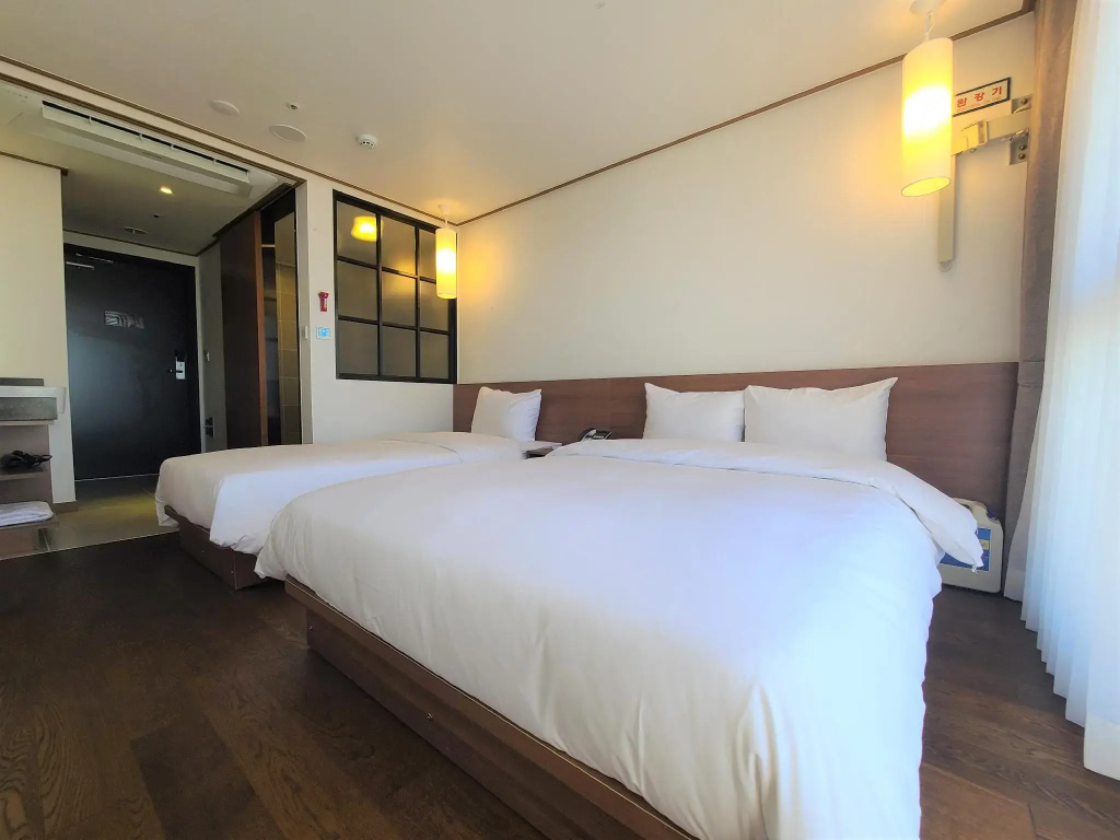 Standard Double Family room (twin beds)
