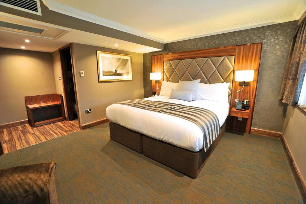 Frensham Pond Country House Hotel & Spa - Général