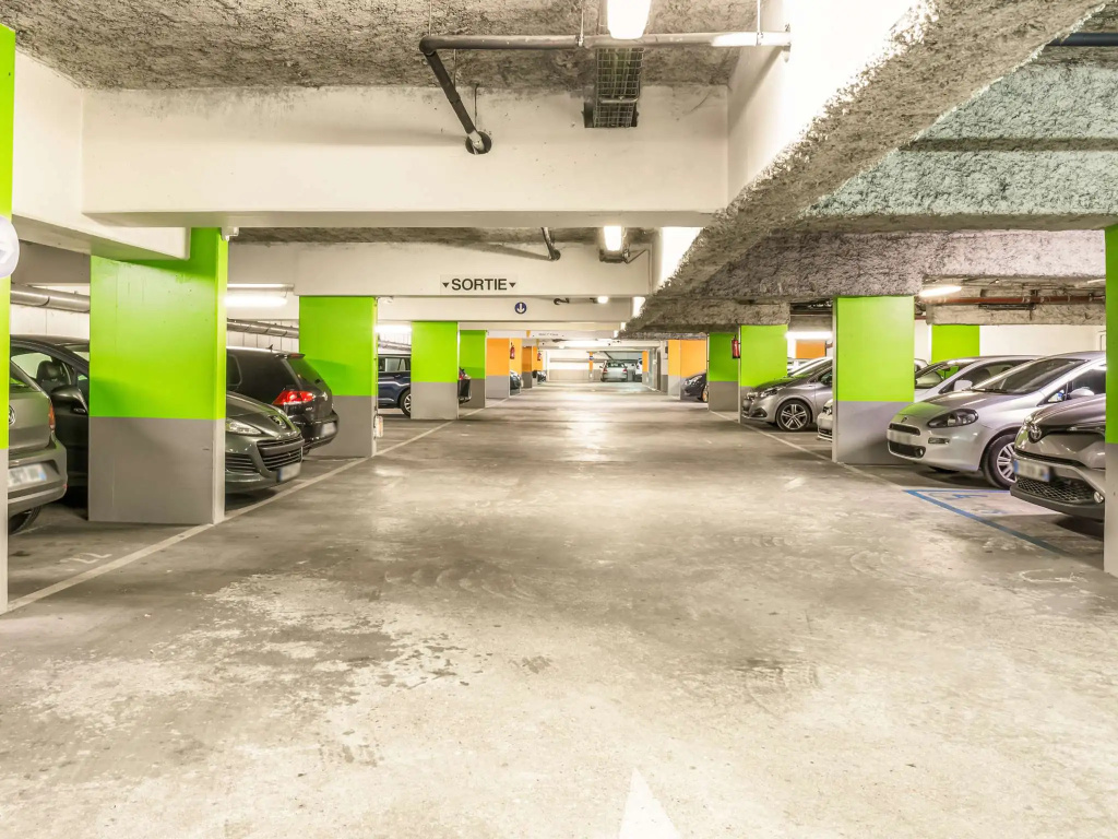 Campanile PRIME - Suresnes - La Défense - Général