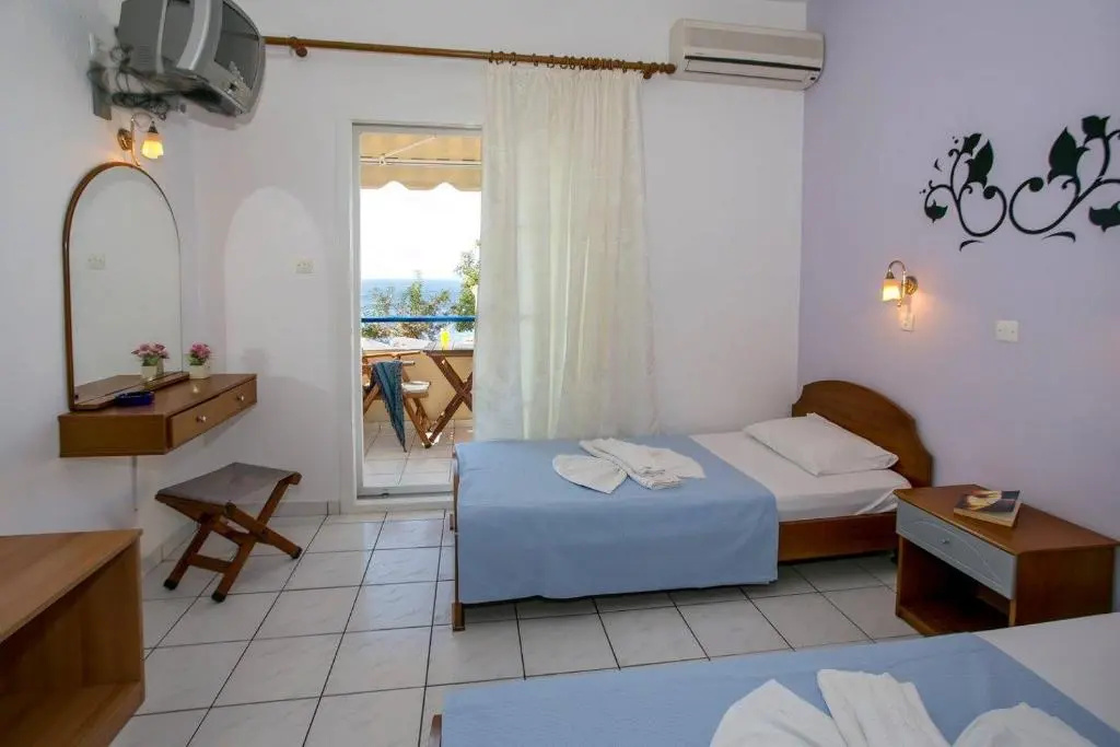 Studio with sea view