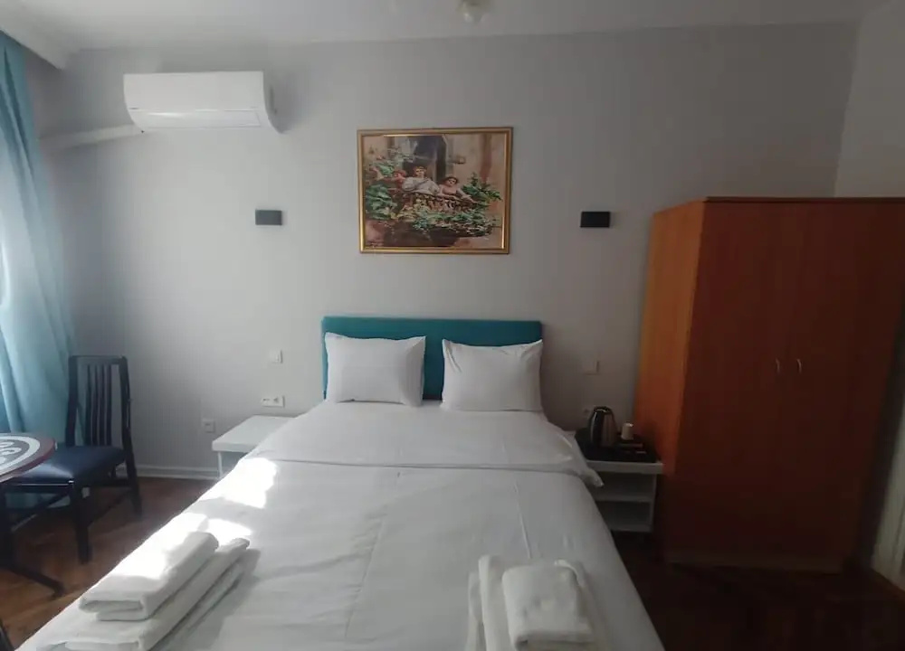Royal room
