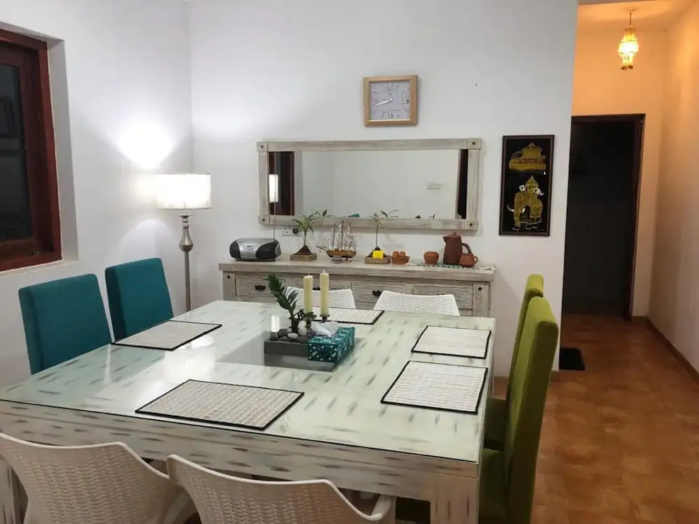 C J Beach Resort - Général