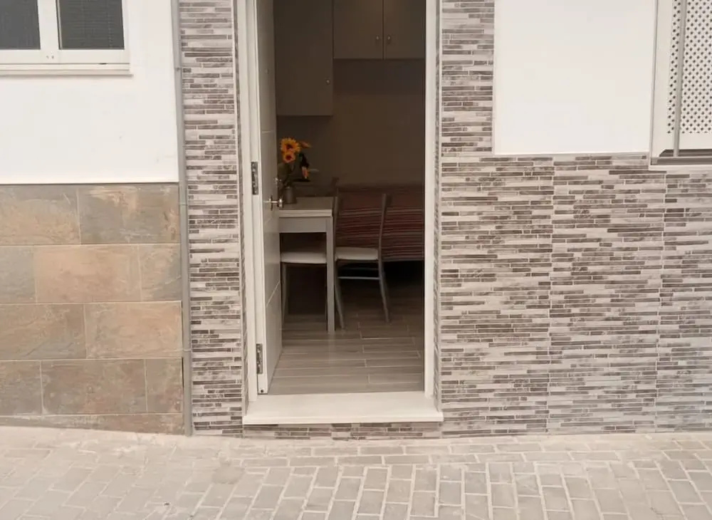 Estudio cerca de la playa y del centro