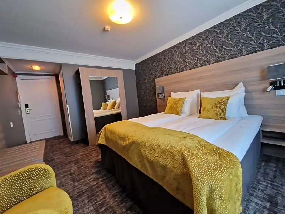 Standard Double room (twin beds)