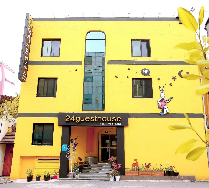 24 Guesthouse Jeonju