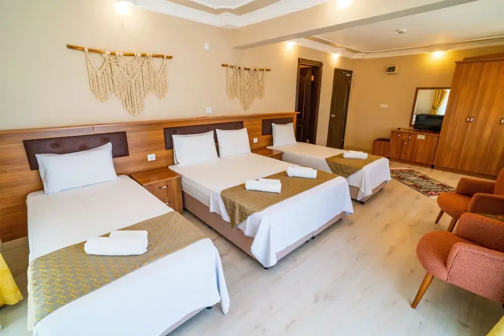 Standard Quadruple Family room with balcony